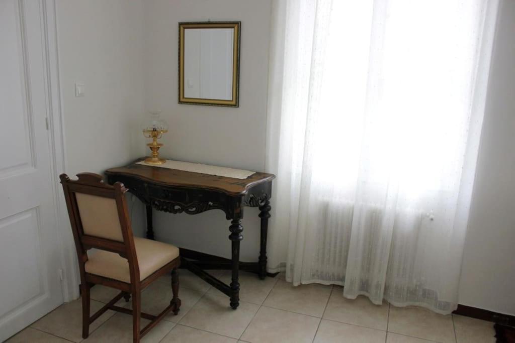 Calliope'S Neoclassical Home In The Heart Of Plaka Atenas Exterior foto